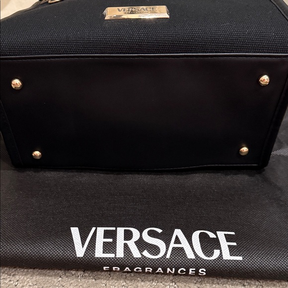 Versace Black and Gold Tote Bag - Picture 6 of 11